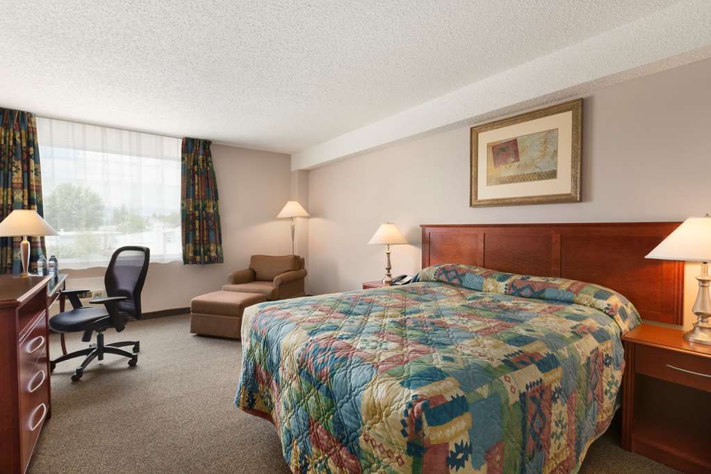 Travelodge Hanna Canada Grey Quarto foto