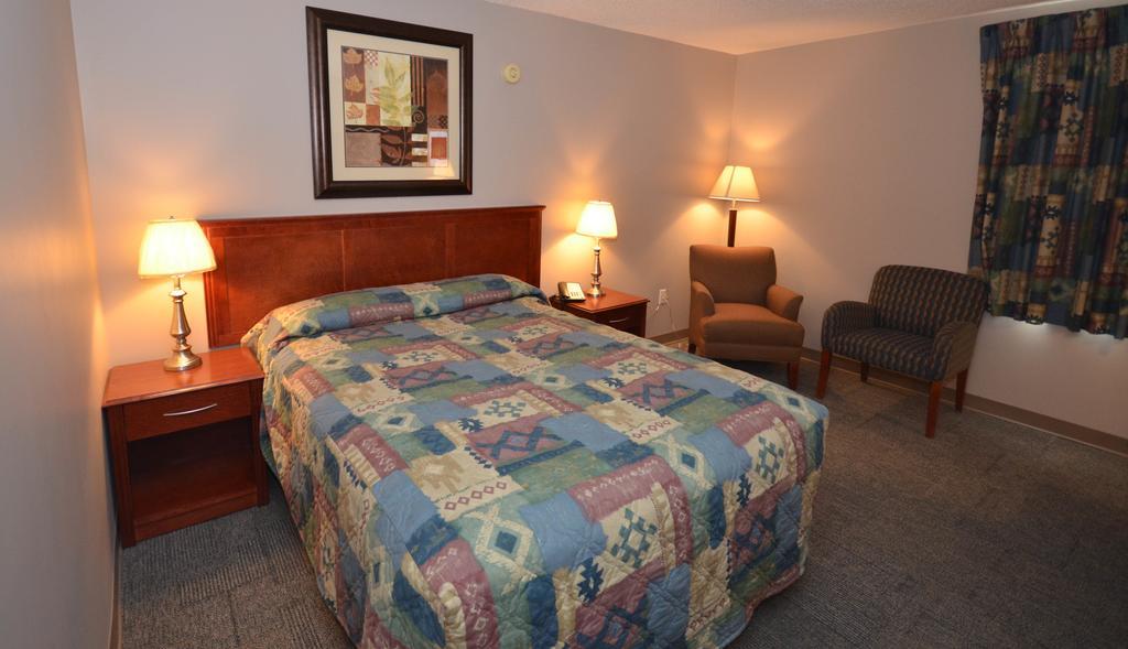 Travelodge Hanna Canada Grey Exterior foto